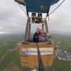 Ballonvaren met 2 personen boven Noord Holland